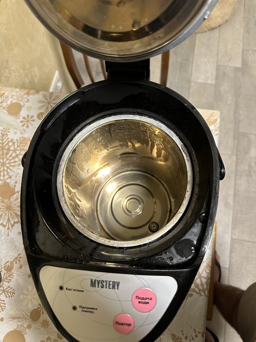 Продам Термопот в дуже хорошому стані