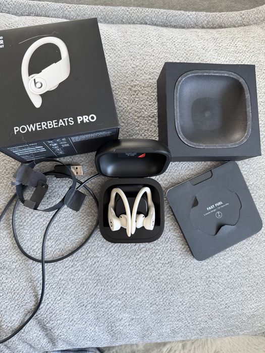 Наушники Beats Powerbeats Pro
