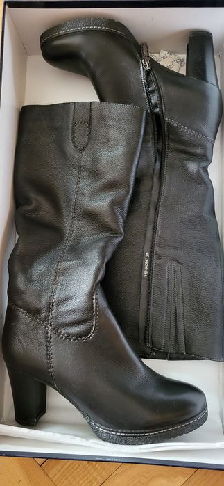 Чоботи жіночі розмір 39 зимові