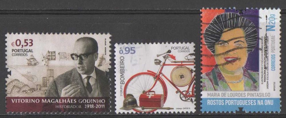 Filatelia: 108 selos usados de Portugal