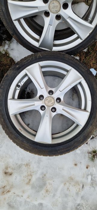 Продам комплект зимових шин з легкосплавними дисками  205 50 17
