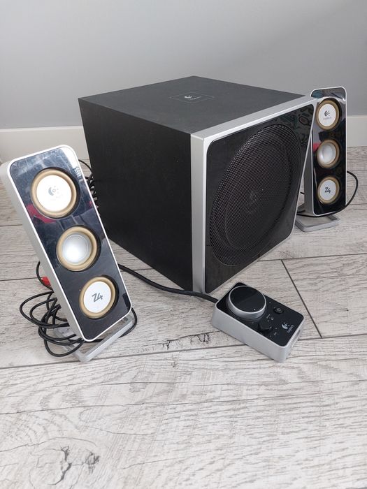 Zestaw głośników Logitech Z4