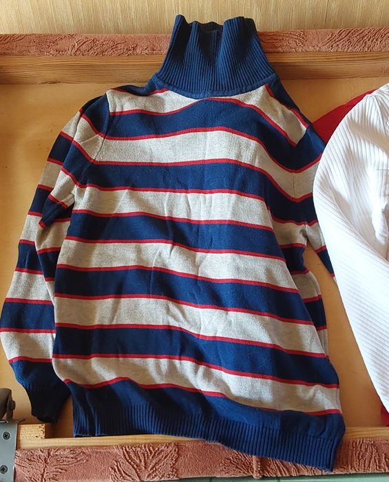 Продам светр дитячий демісезонний LC Waikiki, Gee Jay