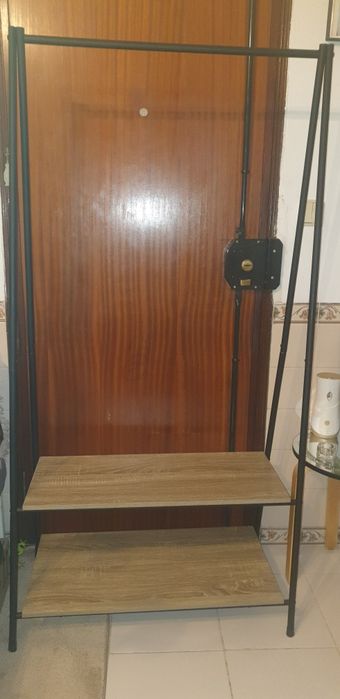 Suporte cavalete com sapateira prateleiras