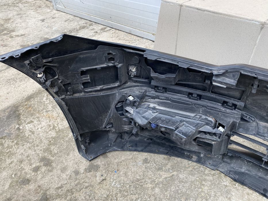 Передний бампер bmw 5 G30