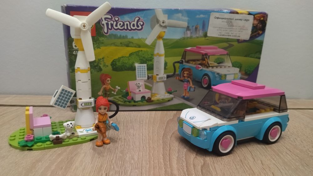 Конструктор LEGO Friends 41443 Электромобиль Оливии на 183 детали