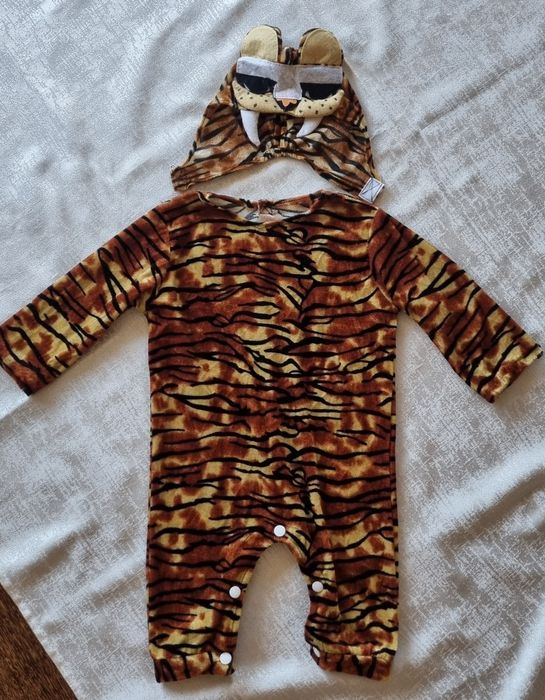 Fantasia tigre bébé