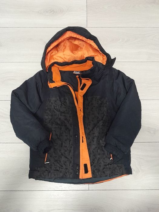 Kurtka zimowa 122/128
