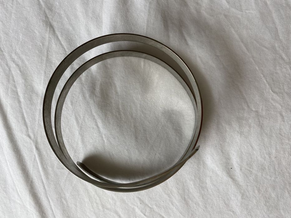 Colares de missangas, brincos e pulseira de braco