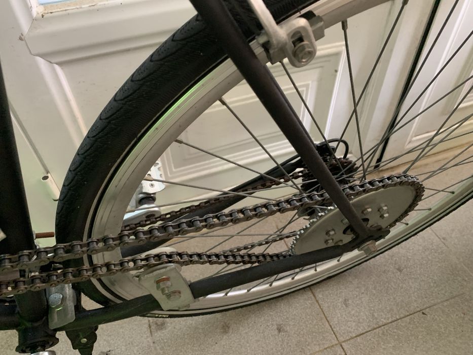 Reservada - Bicicleta com motor