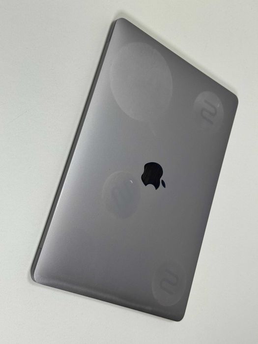 MacBook Pro 13 2016 Touchbar i5 8GB RAM 256GB SSD