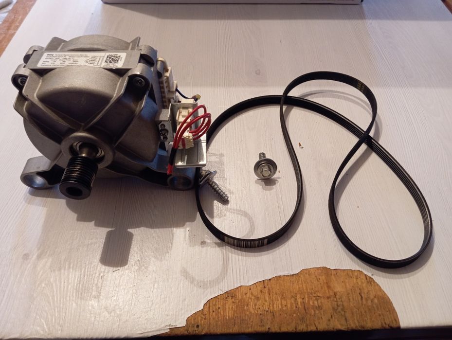 Silnik do pralki Whirlpool i Indesit jak nowy