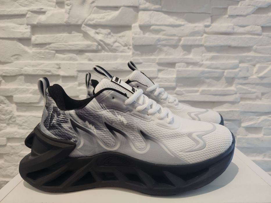 Buty sportowe męskie 43 (27.8 cm)