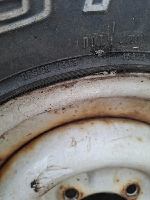 Колеса,шини грязеві в зборі на позашляховик,уаз.