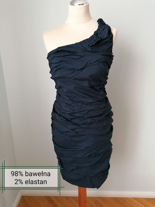 Elegancka granatowa sukienka