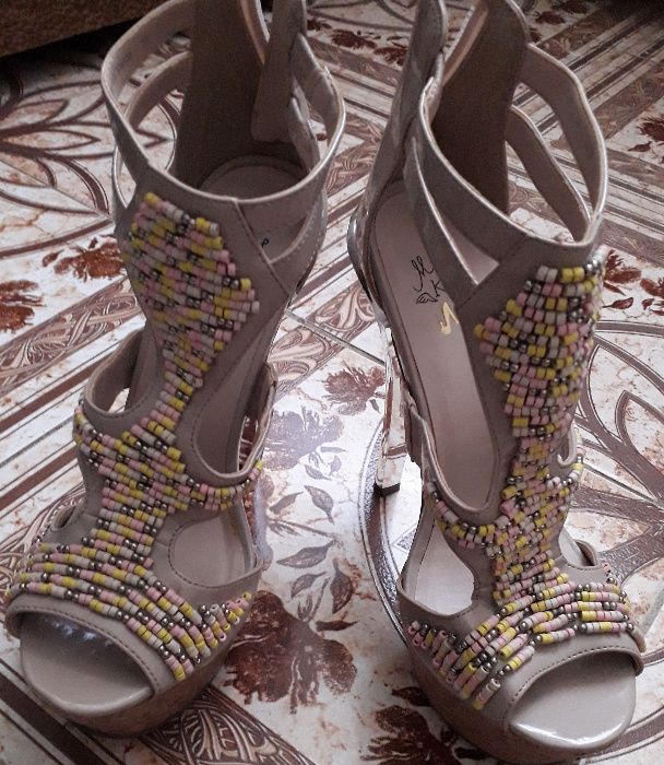 туфли Miss KG на высоком каблуке. Новые