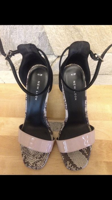 Sandały nowe New Look