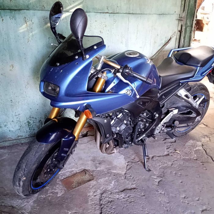 Мотоцикл Yamaha Fazer FZ1-S 1000 cm