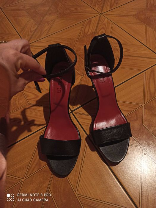 Buty szpilki Lasocki