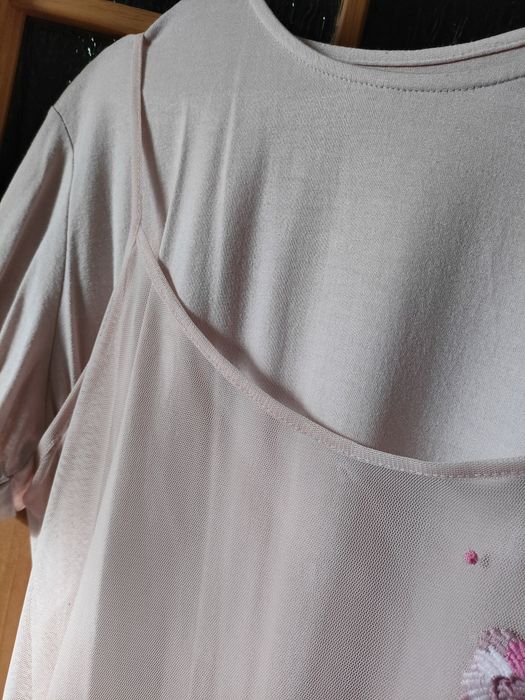 T-shirt mohito s brudny róż z aplikacją