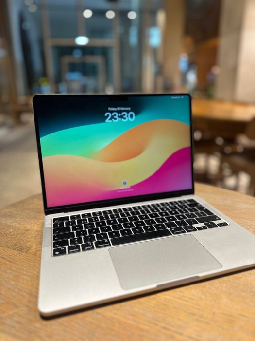 MacBook Air M2 2022