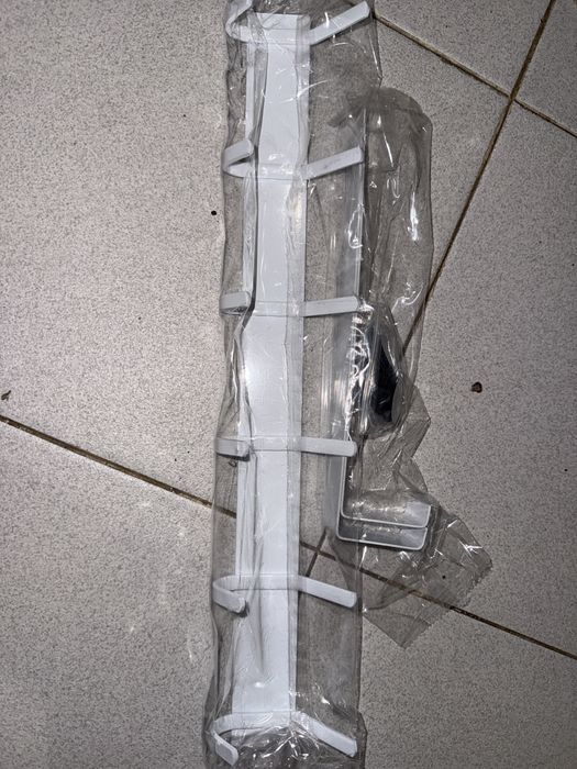 Suporte de parede branco