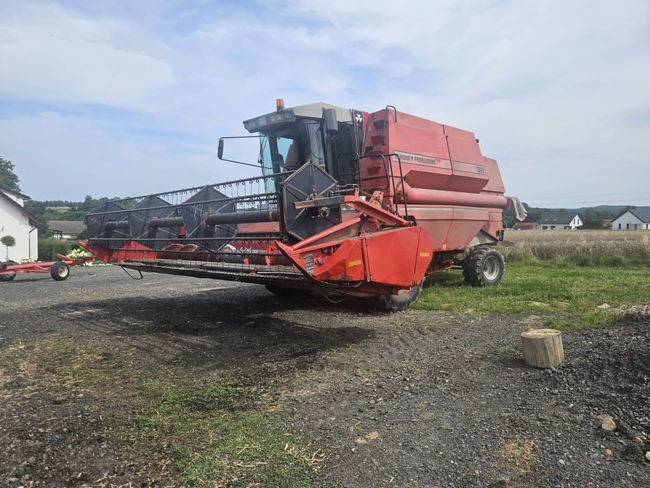 Kombajn Massey Ferguson 38