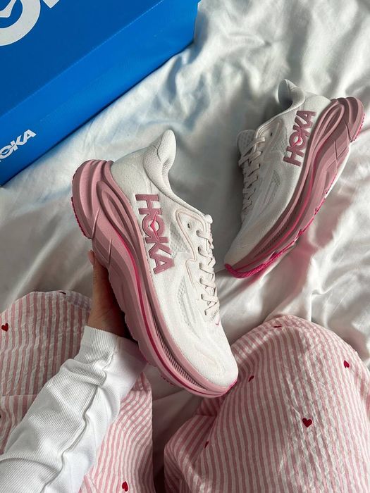 FIRE!HOKA ONE ONE Clifton 10 'Rose Cream Dried Rose' 36 - 41 кліфтон