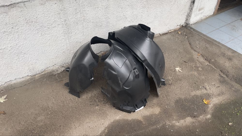 Підкрилок передній правий/лівий для Ford Focus 3