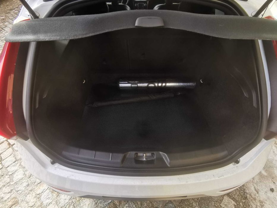 Volvo V40 D2 R-Design 2017 2.0