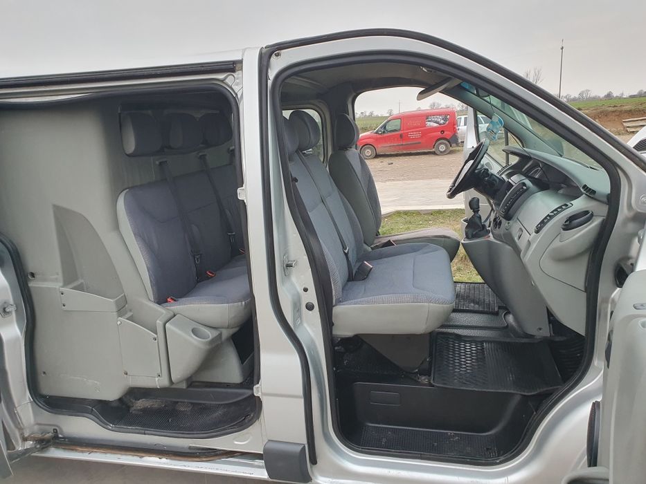 RENAULT TRAFIC LONG * * 6 - Osób * * Brygadówka * * Klimatyzacja * *