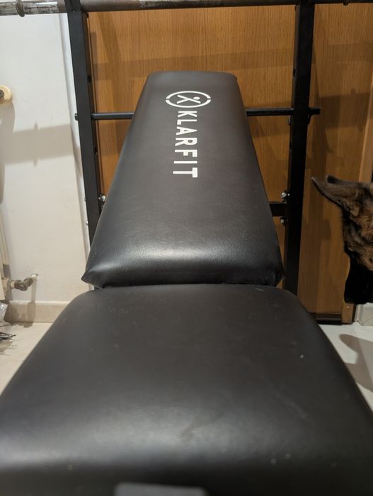 Ginásio em Casa DOMYOS — Bicicleta Spinning + Máquina Multifunções + Banco de Supino Klarfit