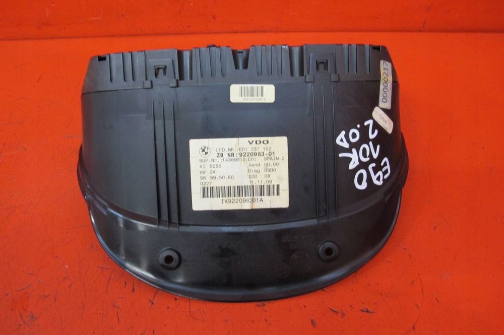 bmw 3 e90 lci 2.0 d n47d20c e84 e91 e92 licznik zegary europa 9220963