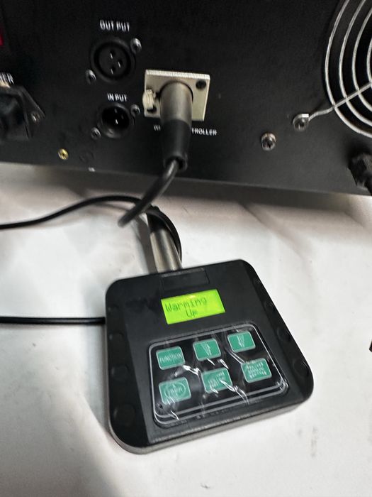 Maszyna ciężkiego dymu BeamZ ICE 1200 DMX / D-1000 + pilot – sprawna