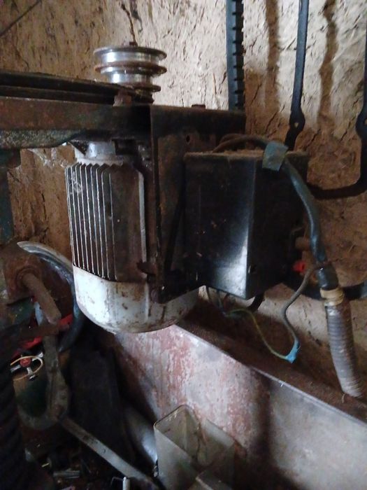 Продам Сверлильный Станок.