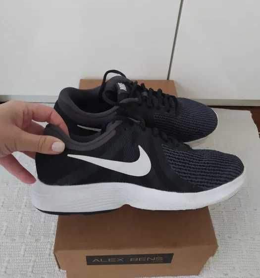 Новые Original Nike кроссовки 43р)