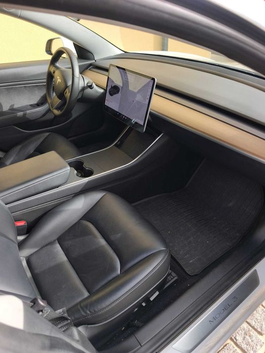 Tesla Model 3 2020 Dual Motor (Long Range)