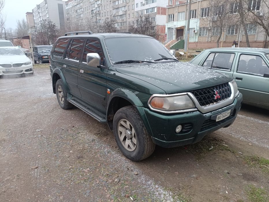 Mitcubishi pajero spotr