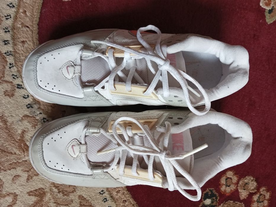 Buty NIKE rozmiar 42