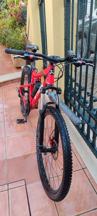 Bicicleta BTT Rockrider