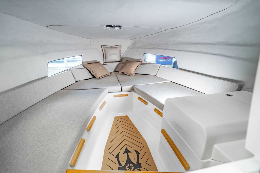 Łódź Trident 640 Sundeck