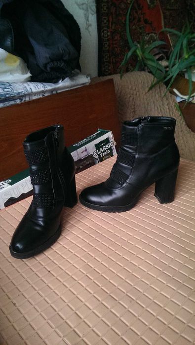 Шикарные и Стильные ботильоны Nalisha 40-й размер СУПЕР СОСТОЯНИЕ