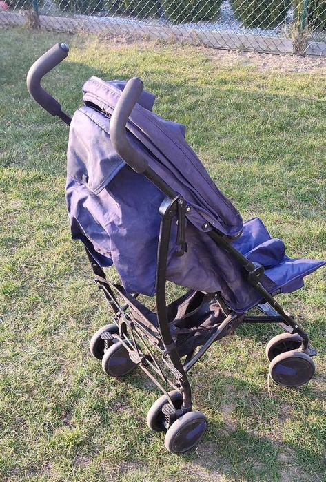 Cuggl - wózek spacerówka parasolka