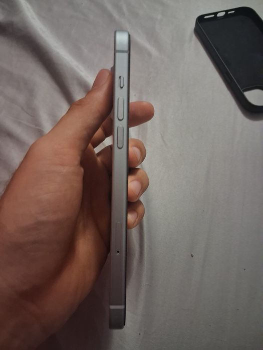 Iphone 15 plus 128gb.