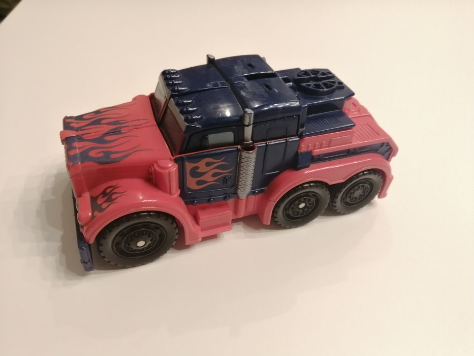 Optimus Prime Transformer zabawka