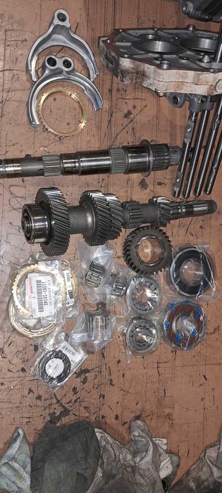 Запчасти КПП тойота хайс hiace ленд крузер Land Cruiser 70 - 105 Prado