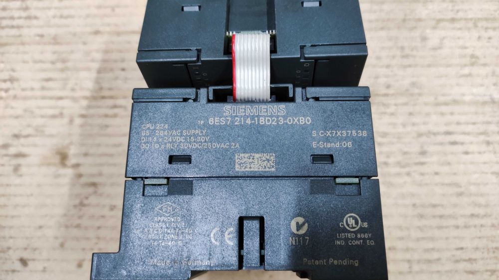 Controles e automação industrial
Controladores
Módulos PLC SIEMENS