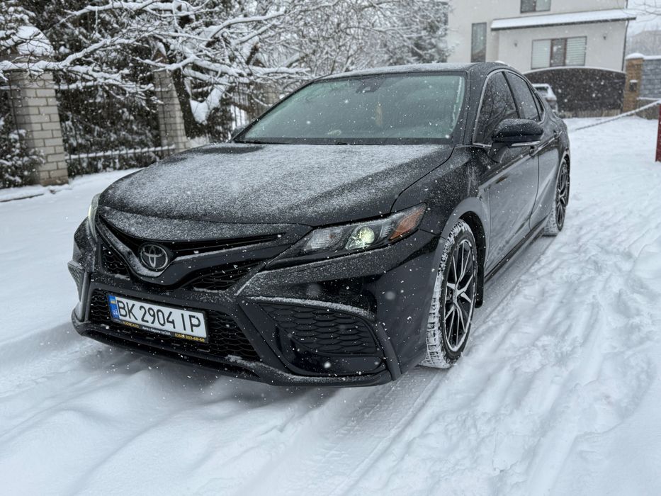 Тойота Камри 75 2022 рік