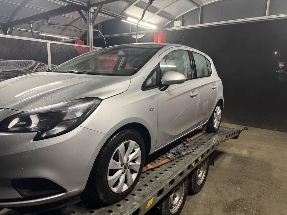 Opel Corsa E drzwi lewe przód Z176 w kolor
