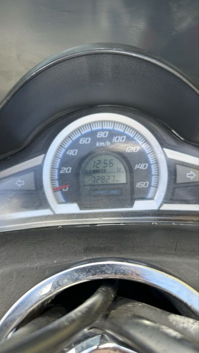 Honda pcx 73000 klms 2016